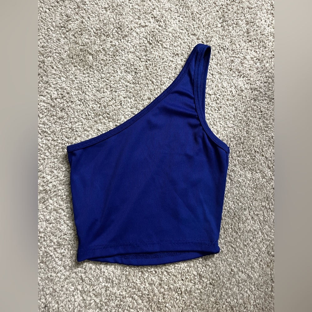 One Shoulder Crop Top